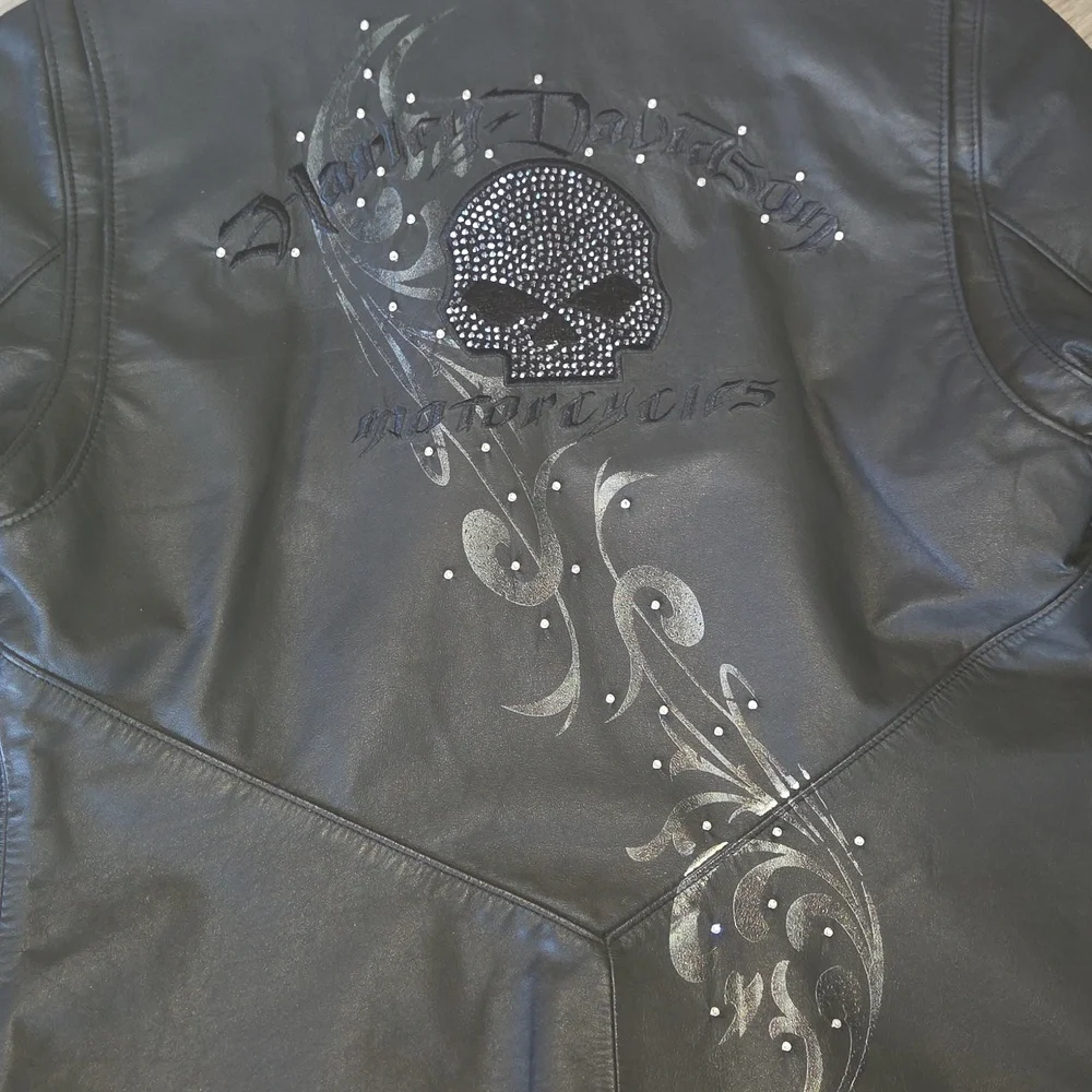Women's Harley- Davidson Wicked Willie G Skull Genuine Leather Size S. Swarvoski - Picture 16 of 16